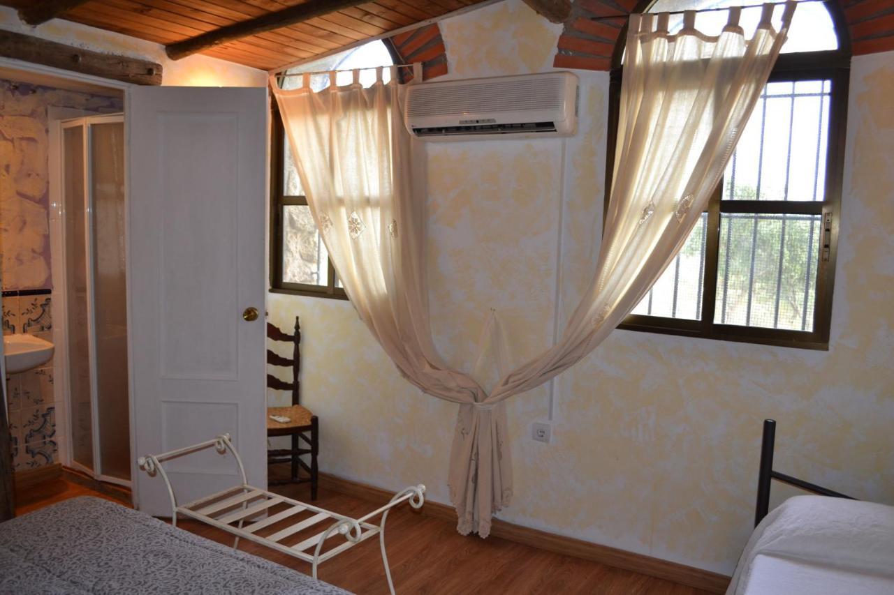 Albergue La Jarilla Plasenzuela Екстер'єр фото