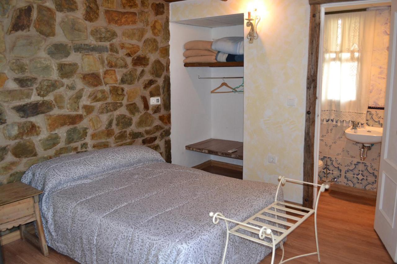 Albergue La Jarilla Plasenzuela Екстер'єр фото