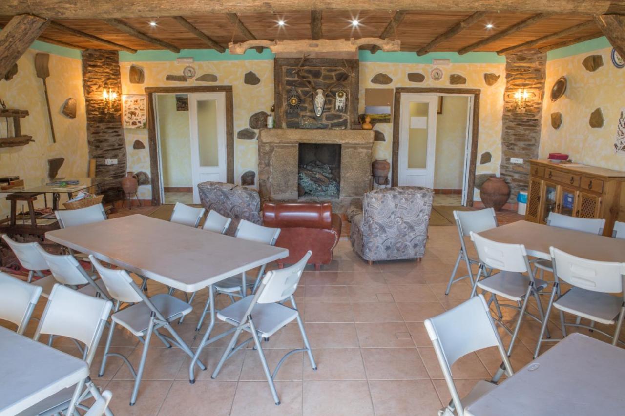 Albergue La Jarilla Plasenzuela Екстер'єр фото