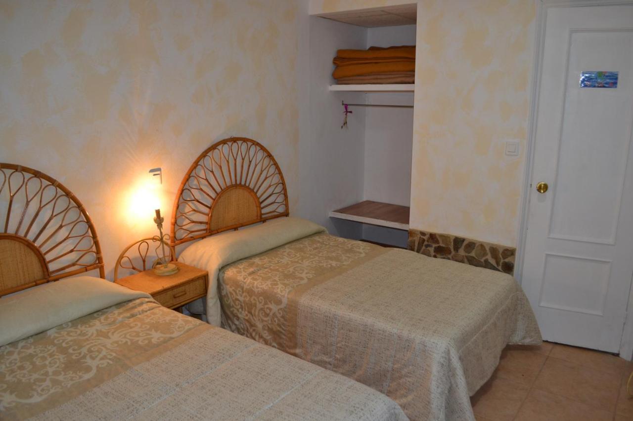 Albergue La Jarilla Plasenzuela Екстер'єр фото