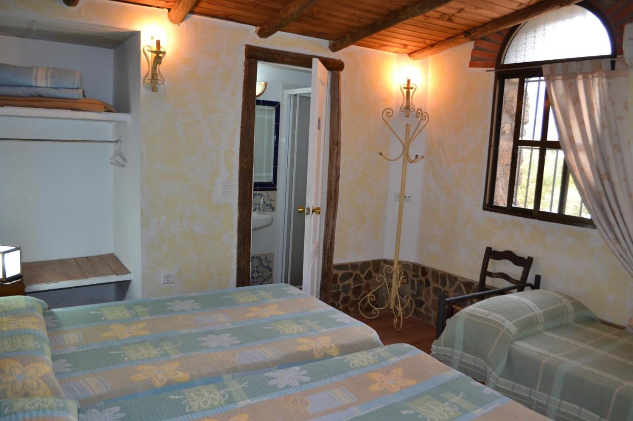 Albergue La Jarilla Plasenzuela Екстер'єр фото