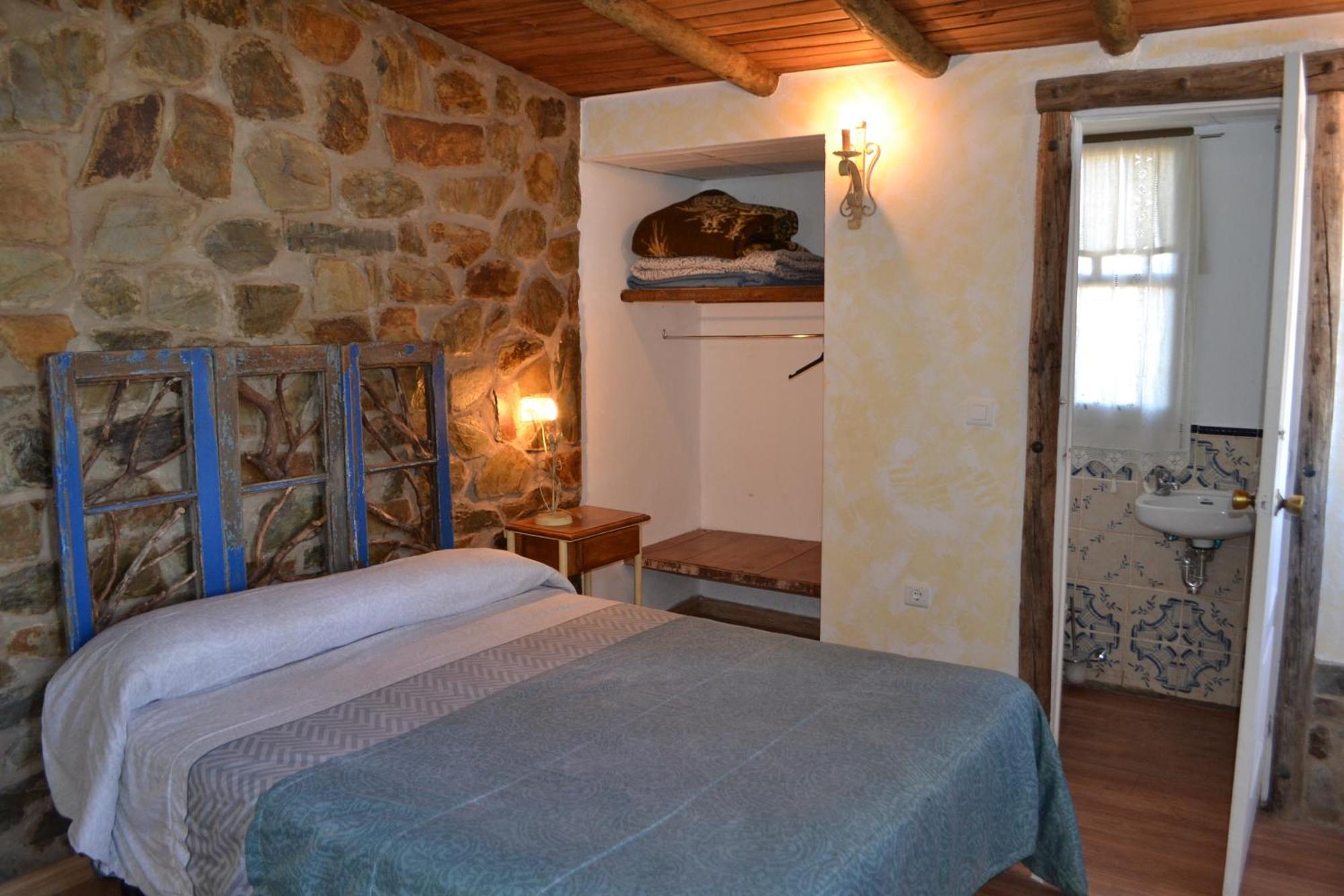 Albergue La Jarilla Plasenzuela Екстер'єр фото